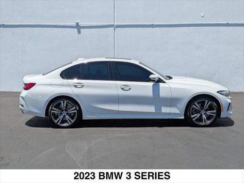 2023 BMW 330 330i