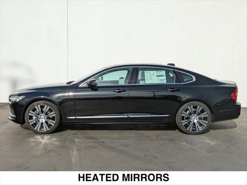 2025 Volvo S90 Plug-In Hybrid T8 Ultra