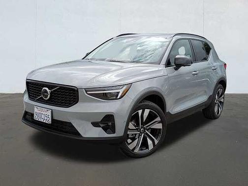2025 Volvo XC40 Ultra
