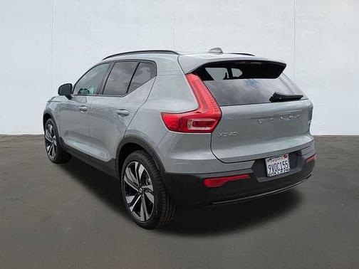 2025 Volvo XC40 Ultra