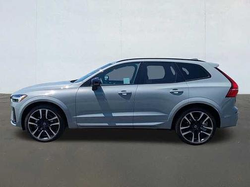 Vapour Grey 2024 Volvo XC60