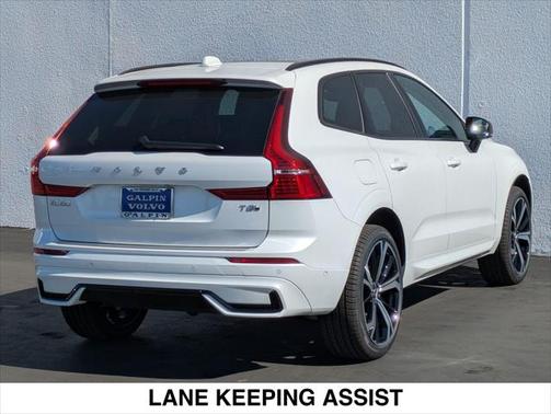 2025 Volvo XC60 Plug-In Hybrid T8 Ultra