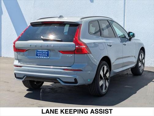 2025 Volvo XC60 Plug-In Hybrid T8 Plus
