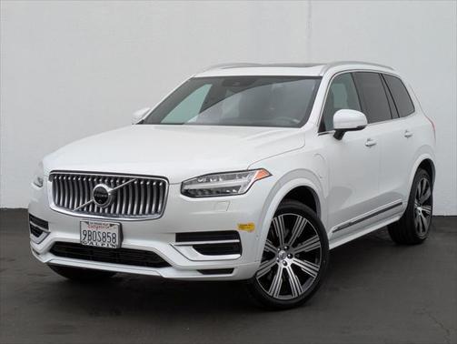 2022 Volvo XC90 Recharge Plug-In Hybrid T8 Inscription 6 Passenger