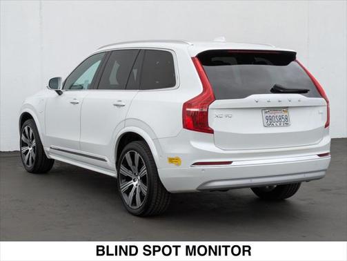 2022 Volvo XC90 Recharge Plug-In Hybrid T8 Inscription 6 Passenger
