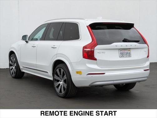 2022 Volvo XC90 Recharge Plug-In Hybrid T8 Inscription 6 Passenger