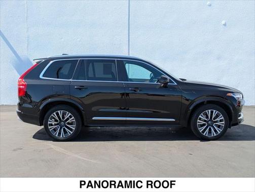 2022 Volvo XC90 Recharge Plug-In Hybrid T8 Inscription Expression 6 Passenger