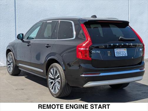 2022 Volvo XC90 Recharge Plug-In Hybrid T8 Inscription Expression 6 Passenger