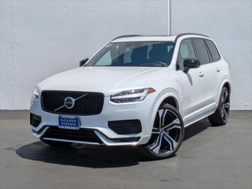 2022 Volvo XC90 Recharge Plug-In Hybrid T8 R-Design 7 Passenger