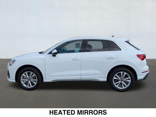 2024 Audi Q3 Premium 45 TFSI S line quattro Tiptronic