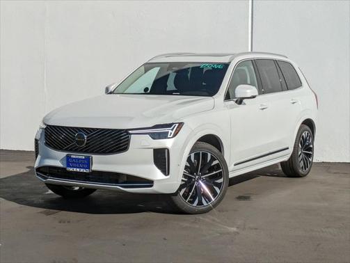 2025 Volvo XC90 B6 Plus 7-Seater