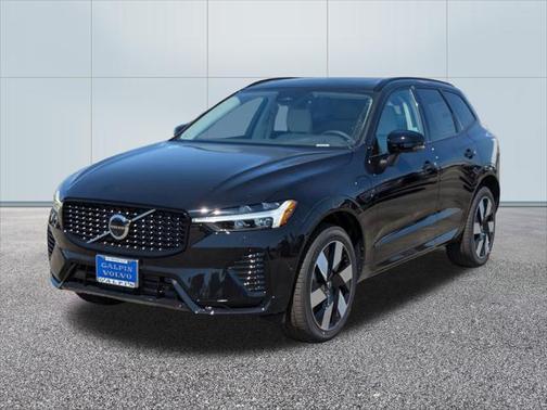 2025 Volvo XC60 Plug-In Hybrid T8 Plus