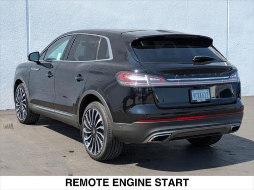2022 Lincoln Nautilus Black Label