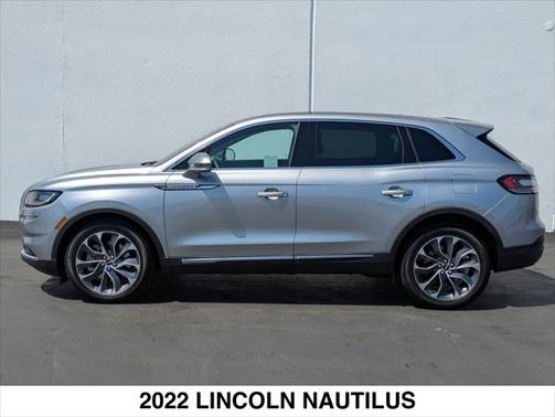 2022 Lincoln Nautilus Reserve
