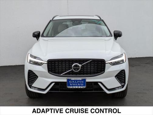 2025 Volvo XC60 B5 Ultra