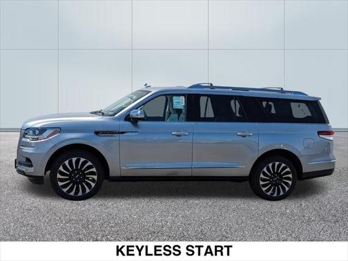 2023 Lincoln Navigator Black Label