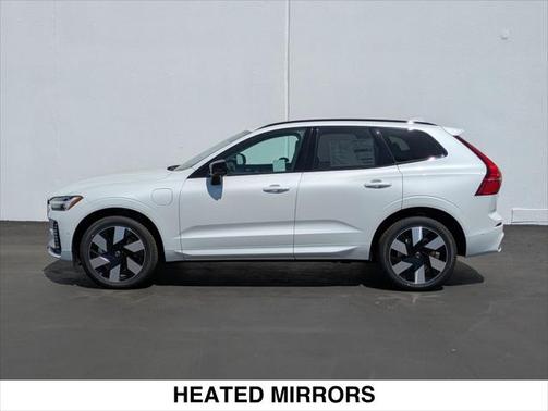 2025 Volvo XC60 Plug-In Hybrid T8 Plus