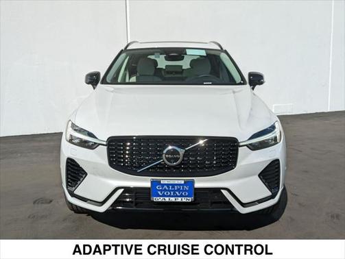 2025 Volvo XC60 Plug-In Hybrid T8 Plus