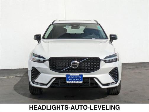2025 Volvo XC60 B5 Core