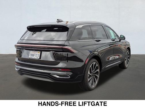 2024 Lincoln Nautilus Black Label