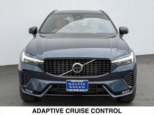 2025 Volvo XC60 B5 Ultra