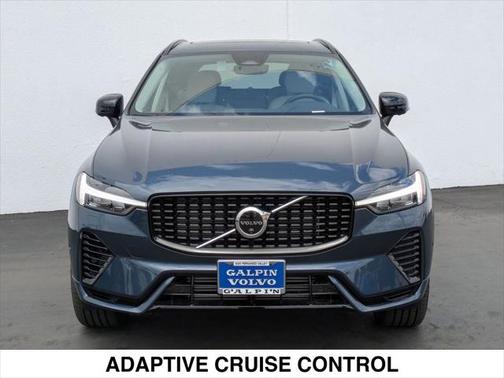 2025 Volvo XC60 Plug-In Hybrid T8 Plus