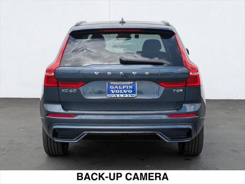 2025 Volvo XC60 Plug-In Hybrid T8 Plus
