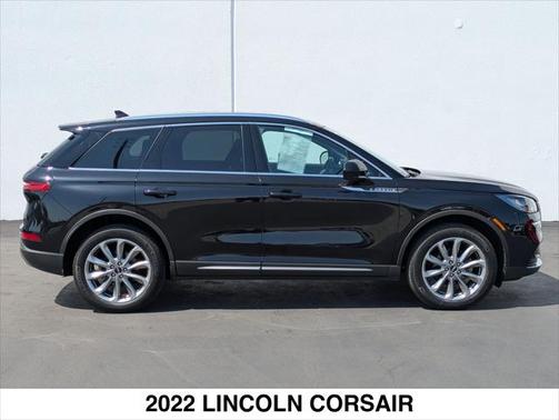 2022 Lincoln Corsair Standard
