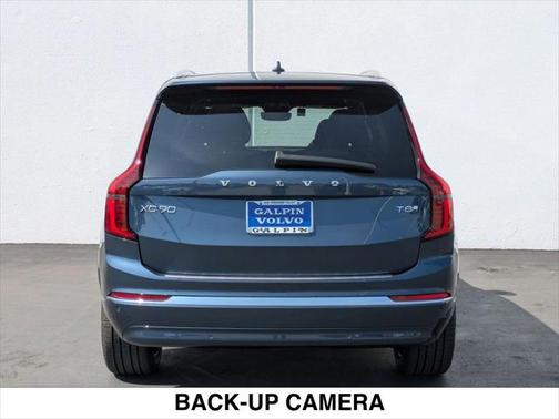2025 Volvo XC90 Plug-In Hybrid T8 Plus 6-Seater