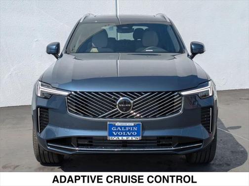 2025 Volvo XC90 Plug-In Hybrid T8 Plus 6-Seater
