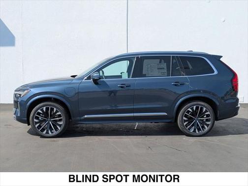 2025 Volvo XC90 Plug-In Hybrid T8 Plus 6-Seater