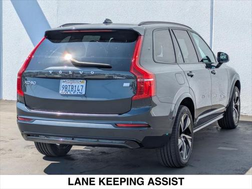 2022 Volvo XC90 Recharge Plug-In Hybrid T8 R-Design 7 Passenger