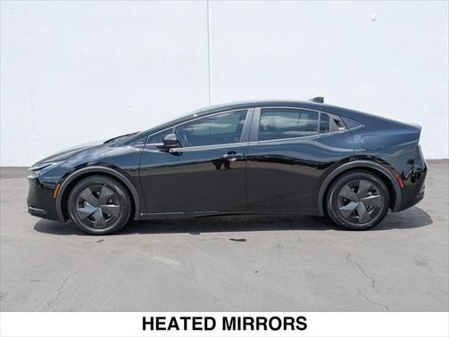 2024 Toyota Prius Prime SE