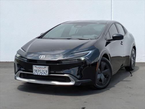 2024 Toyota Prius Prime SE