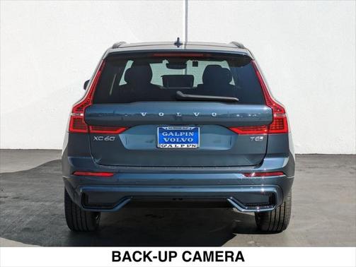 2025 Volvo XC60 Plug-In Hybrid T8 Plus