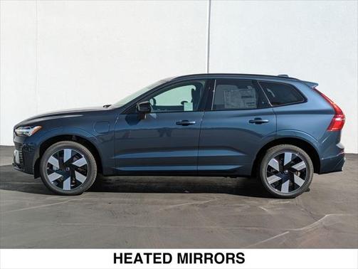 2025 Volvo XC60 Plug-In Hybrid T8 Plus