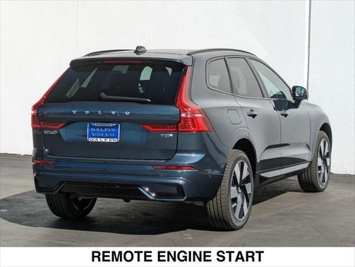2025 Volvo XC60 Plug-In Hybrid T8 Plus