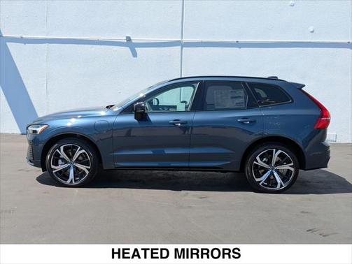 2025 Volvo XC60 Plug-In Hybrid T8 Ultra