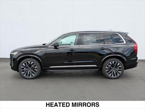 2025 Volvo XC90 B6 Plus 7-Seater