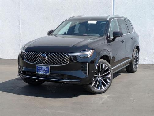 2025 Volvo XC90 Plug-In Hybrid T8 Plus 7-Seater