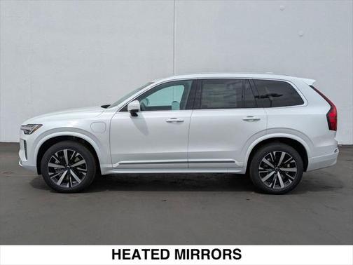 2025 Volvo XC60 Plug-In Hybrid T8 Ultra