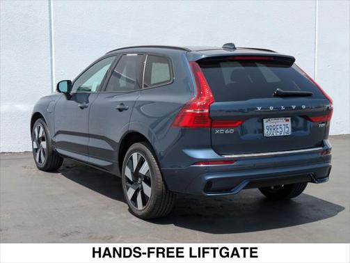 2025 Volvo XC60 Plug-In Hybrid T8 Plus