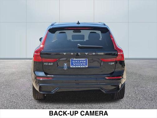 2025 Volvo XC60 Plug-In Hybrid T8 Plus