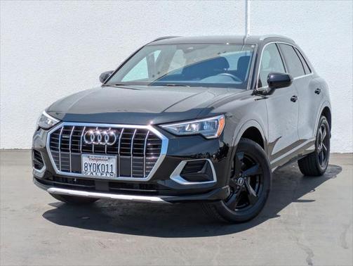 2022 Audi Q3 40 Premium