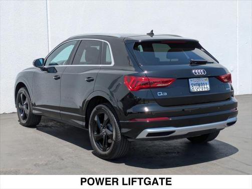 2022 Audi Q3 40 Premium