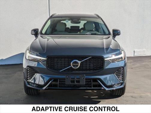 2025 Volvo XC60 B5 Ultra