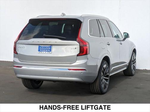 2025 Volvo XC90 B6 Core
