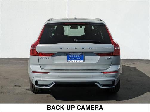 2025 Volvo XC60 Plug-In Hybrid T8 Plus