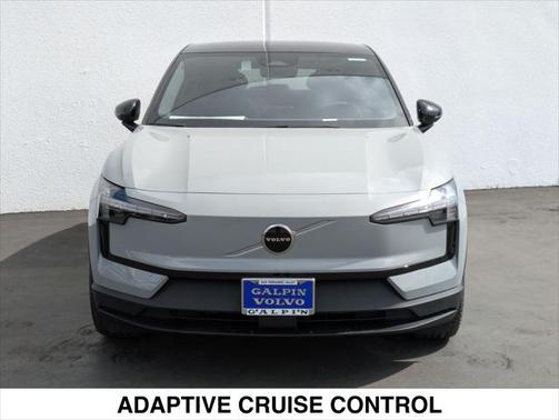 2025 Volvo EX30 Twin Motor Plus