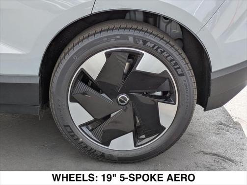 2025 Volvo EX30 Twin Motor Plus